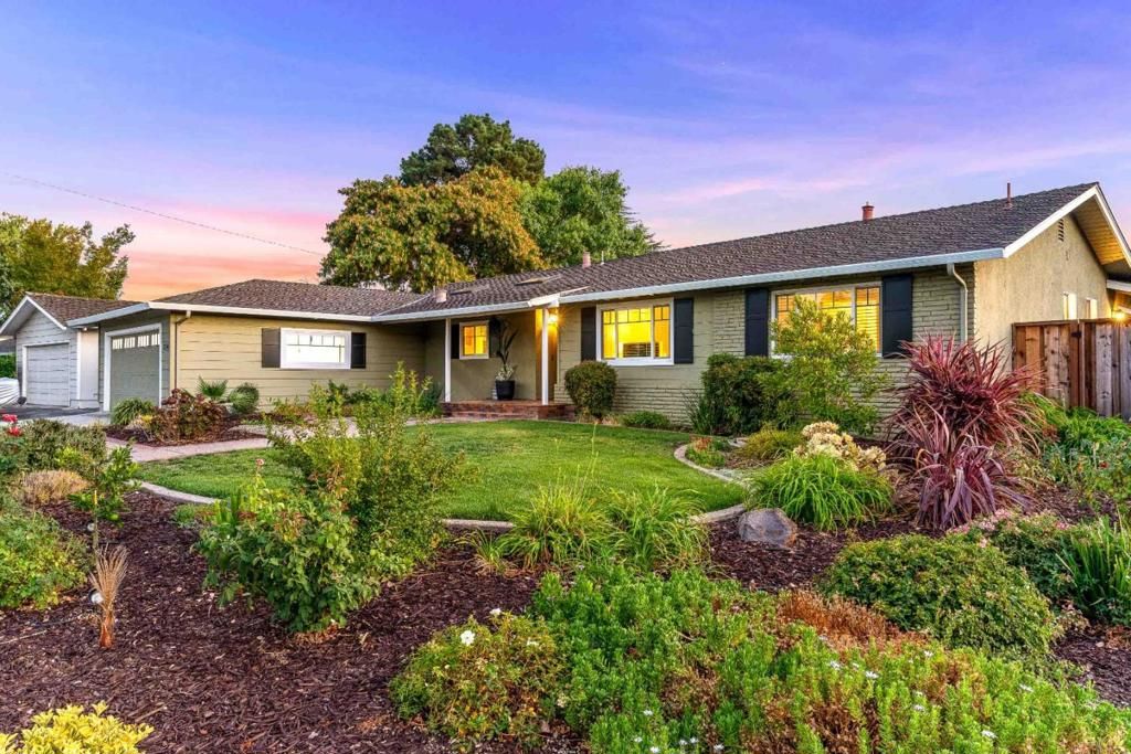 listing image 130727696522892883632