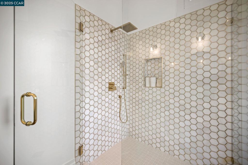 SOUTH BERKELEY - Residential