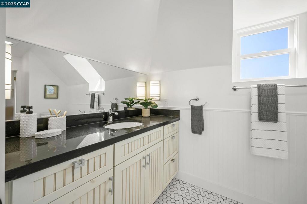 SOUTH BERKELEY - Residential