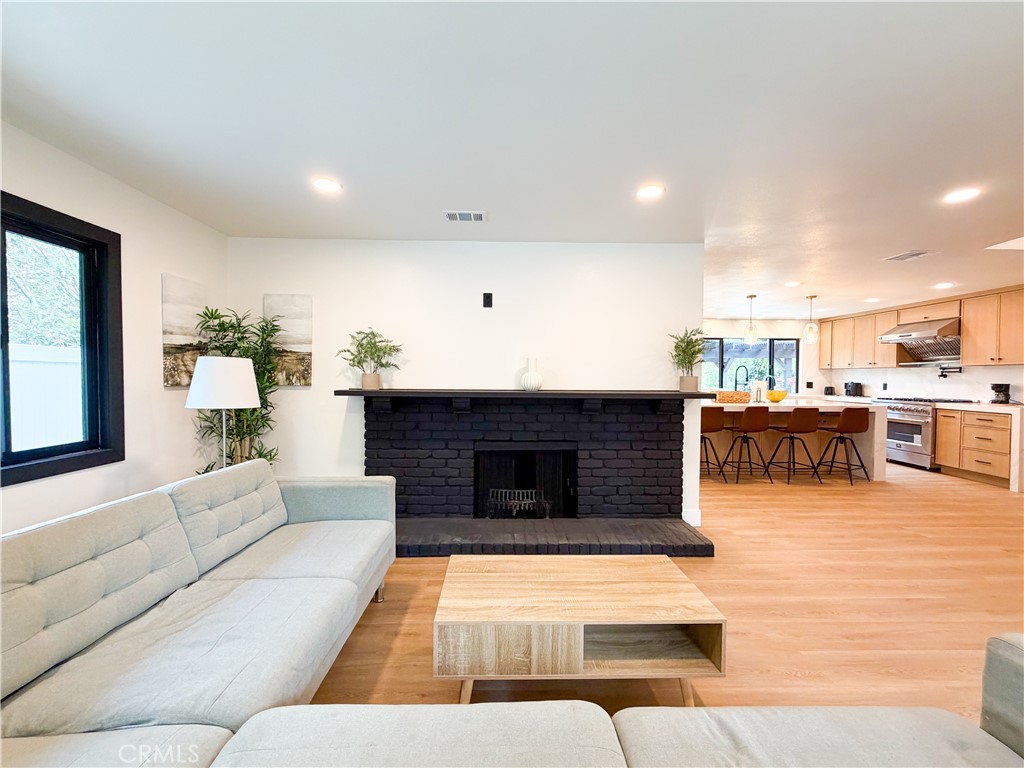 3059 N Butterfield