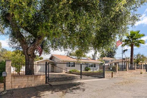 Photo of Fallbrook, CA 92028 (MLS # 260005787SD)
