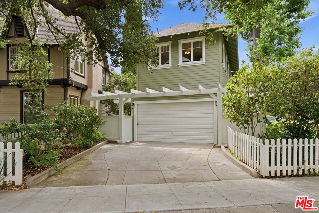 1700 Diamond Avenue