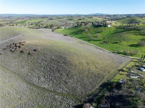 Tiny photo for 0 Hermosa Road, Templeton, CA 93465 (MLS # NS26105307)