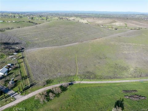 Tiny photo for 0 Hermosa Road, Templeton, CA 93465 (MLS # NS26105307)