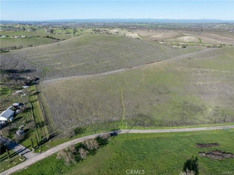 Tiny photo for 0 Hermosa Road, Templeton, CA 93465 (MLS # NS26105307)