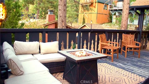 33020 Arrowbear Dr, Running Springs, CA 92382 - MLS#: IG25110714