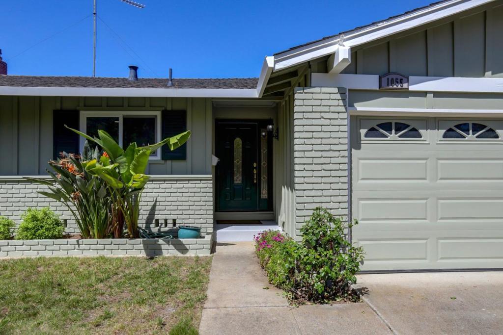 1055 Mitchell Court