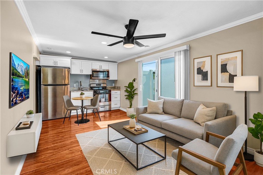 15416 Gramercy Place BACK