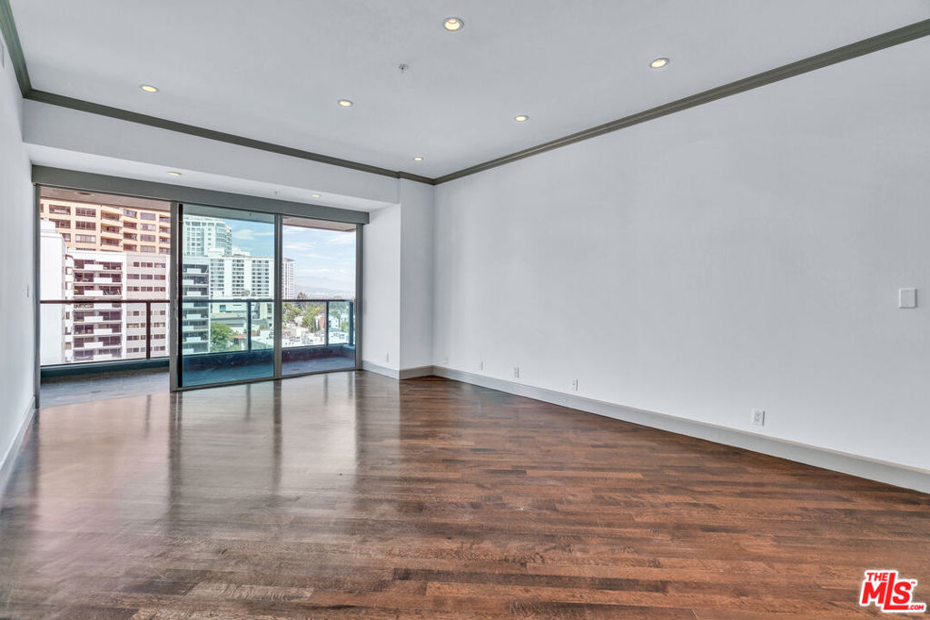 10490 Wilshire Boulevard 1005