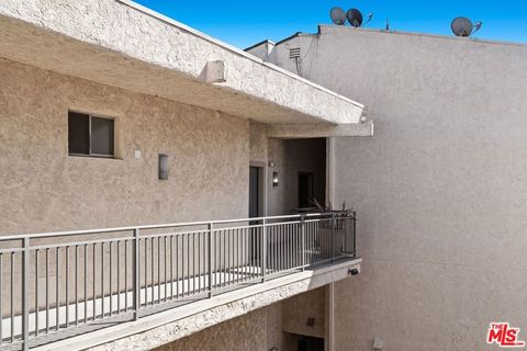 Tiny photo for 1440 VETERAN Avenue #546, Los Angeles, CA 90024 (MLS # 25607257)