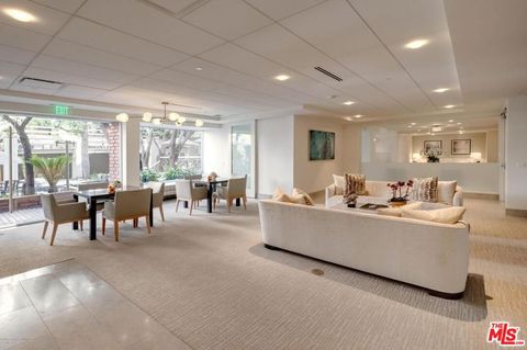 Tiny photo for 1440 VETERAN Avenue #546, Los Angeles, CA 90024 (MLS # 25607257)