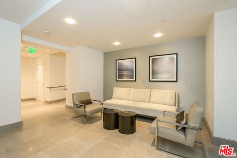 Tiny photo for 1440 VETERAN Avenue #546, Los Angeles, CA 90024 (MLS # 25607257)