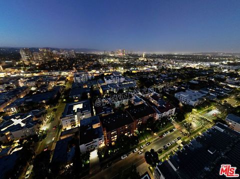 Tiny photo for 1440 VETERAN Avenue #546, Los Angeles, CA 90024 (MLS # 25607257)