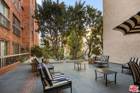 Tiny photo for 1440 VETERAN Avenue #546, Los Angeles, CA 90024 (MLS # 25607257)