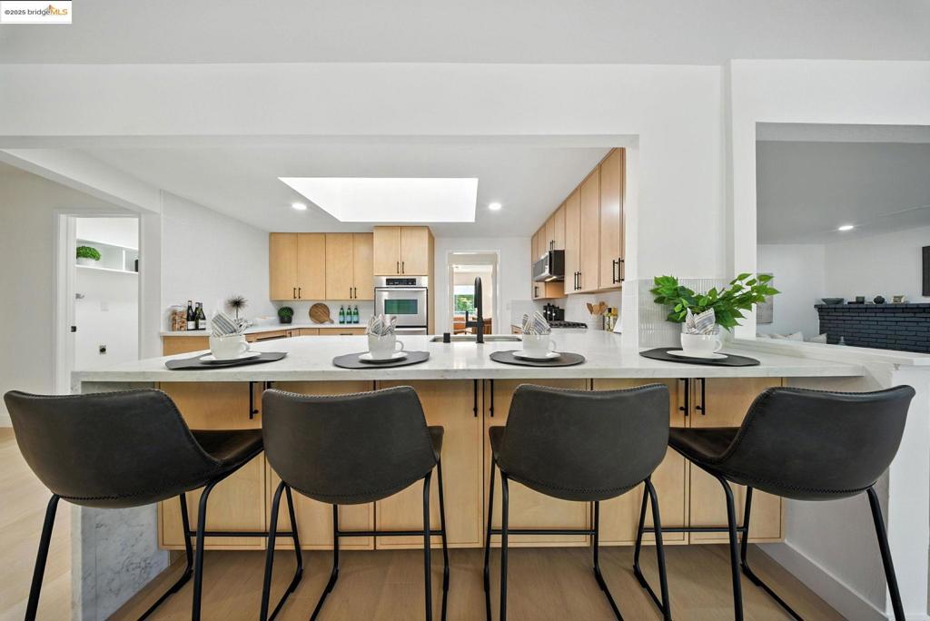 ALMADEN VALLEY - Residential