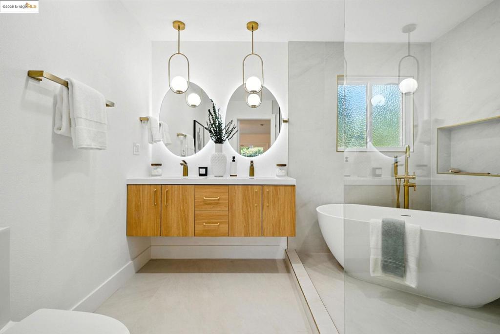 ALMADEN VALLEY - Residential