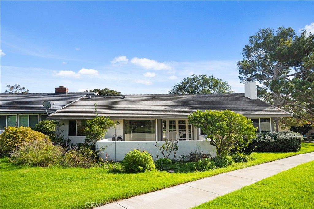 Photo of 1954 Vista Caudal, Newport Beach, CA 92660 (MLS # NP26014135)