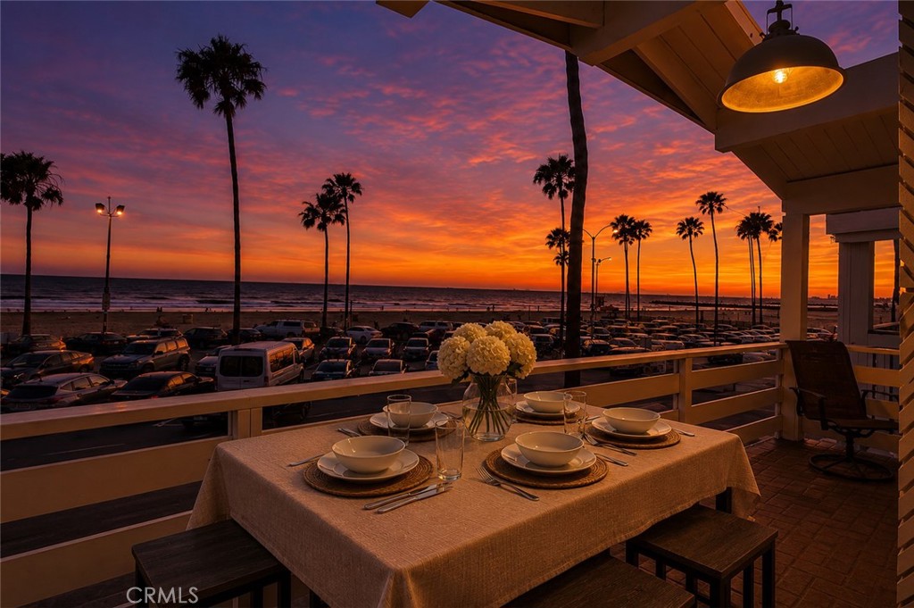 2212 W Oceanfront