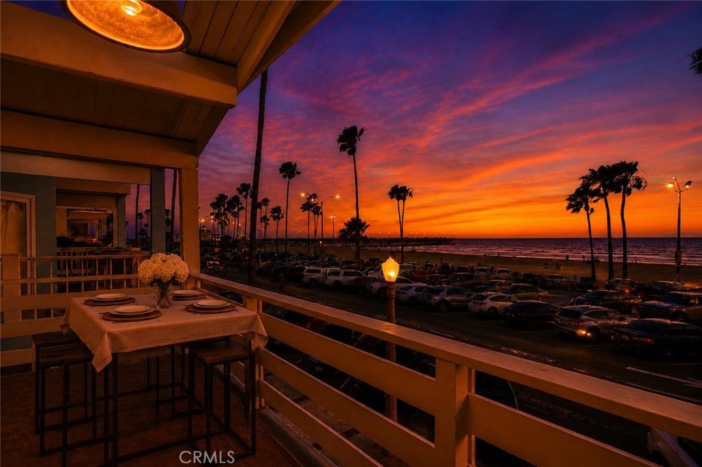 2212 W Oceanfront