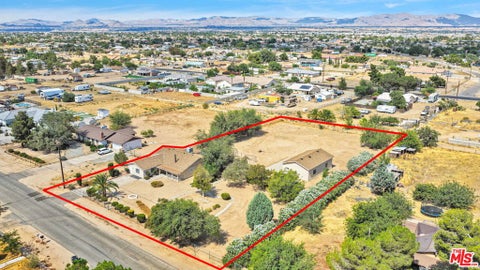 Photo of 10609 8th Avenue, Hesperia, CA 92345 (MLS # 26997659)
