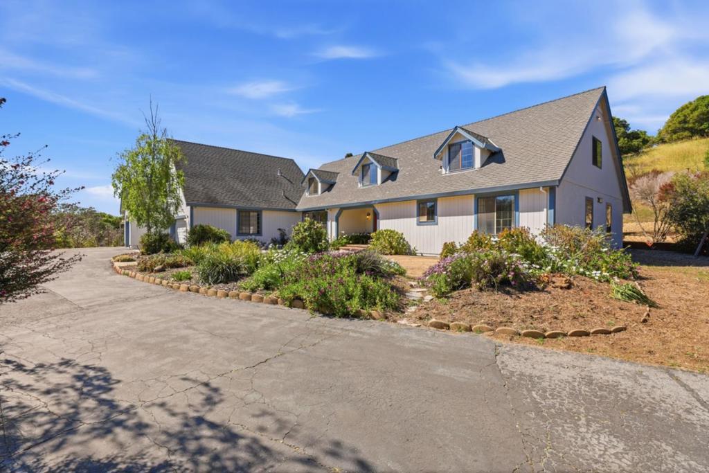 215 Chateau Drive