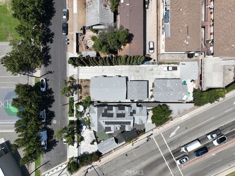 Photo of 500 E 15th St, Santa Ana, CA 92701 (MLS # PW25256599)