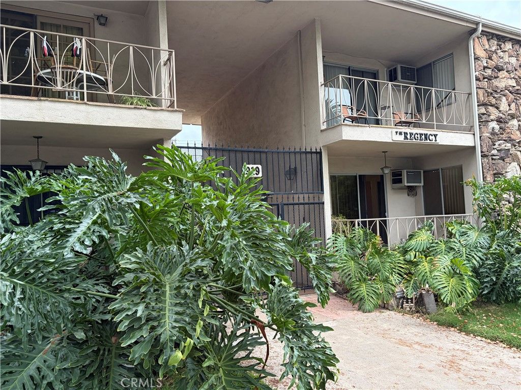 Photo of 919 N Minter Street #B, Santa Ana, CA 92701 (MLS # PW26069114)