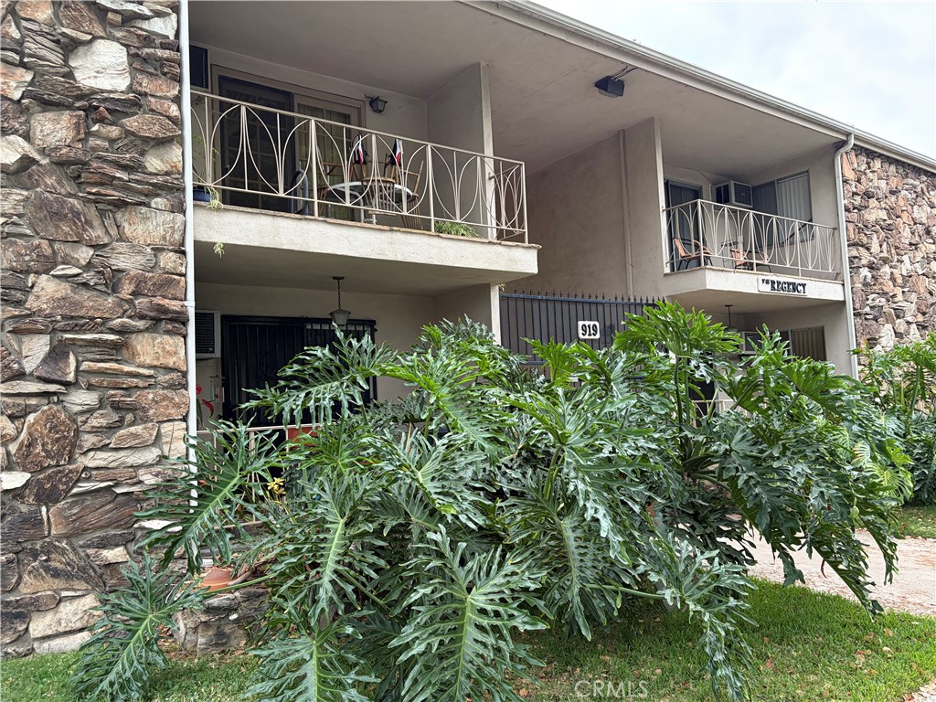 919 N Minter Street B