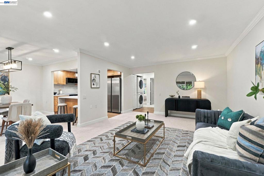 1413 Ptarmigan Dr 3
