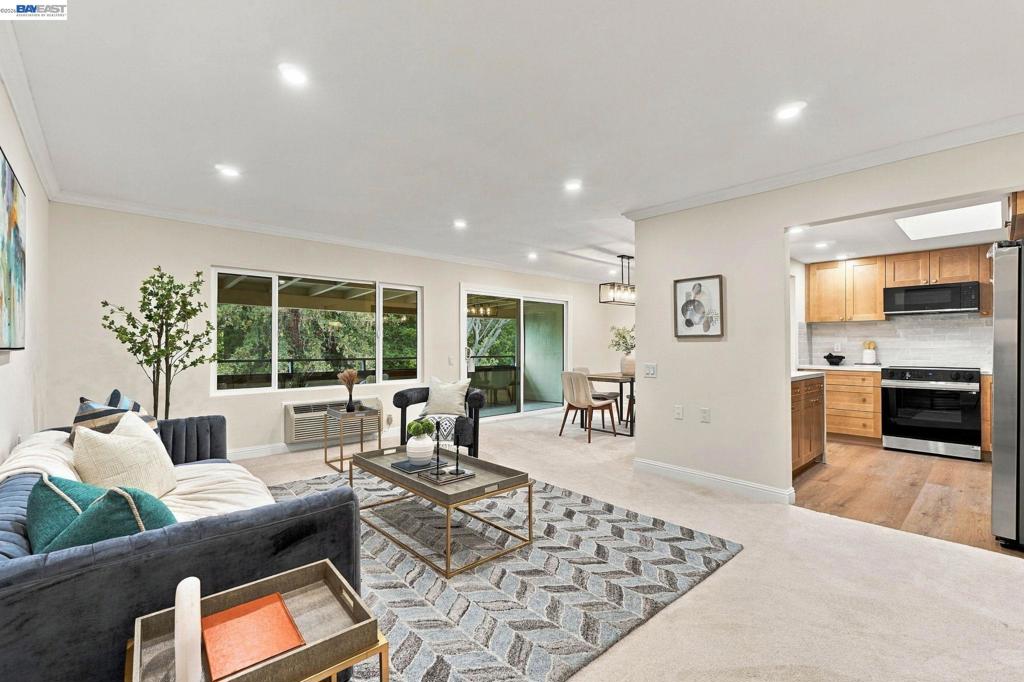 1413 Ptarmigan Dr 3