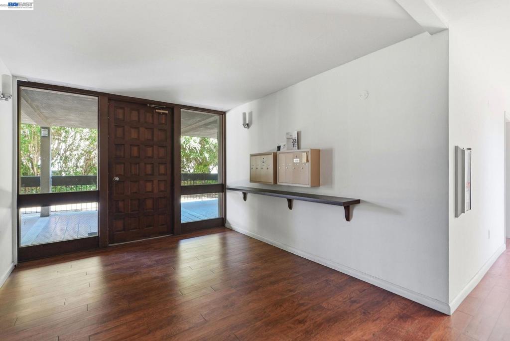 444 Merritt Ave 202