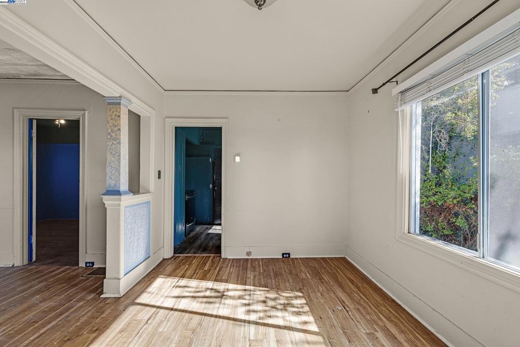 MILLSMONT AREA - Residential
