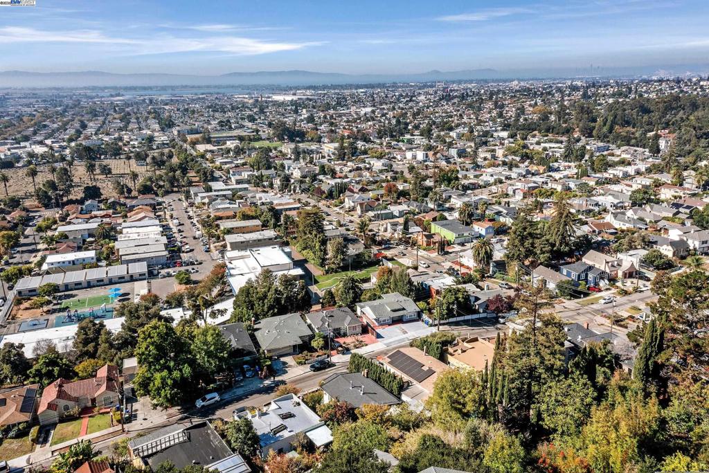 MILLSMONT AREA - Residential