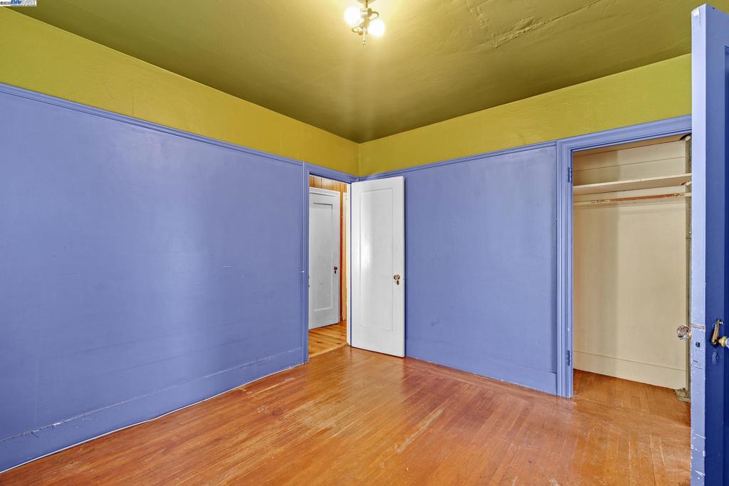 MILLSMONT AREA - Residential