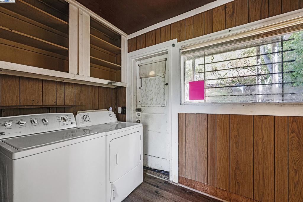 MILLSMONT AREA - Residential