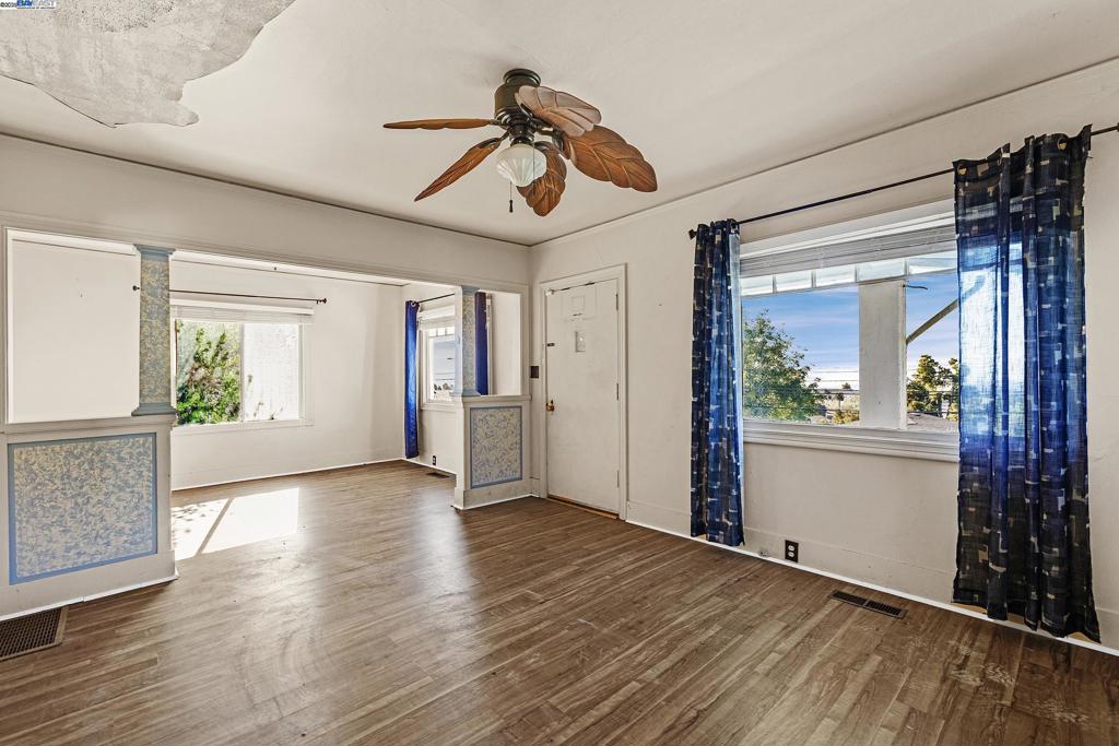 MILLSMONT AREA - Residential