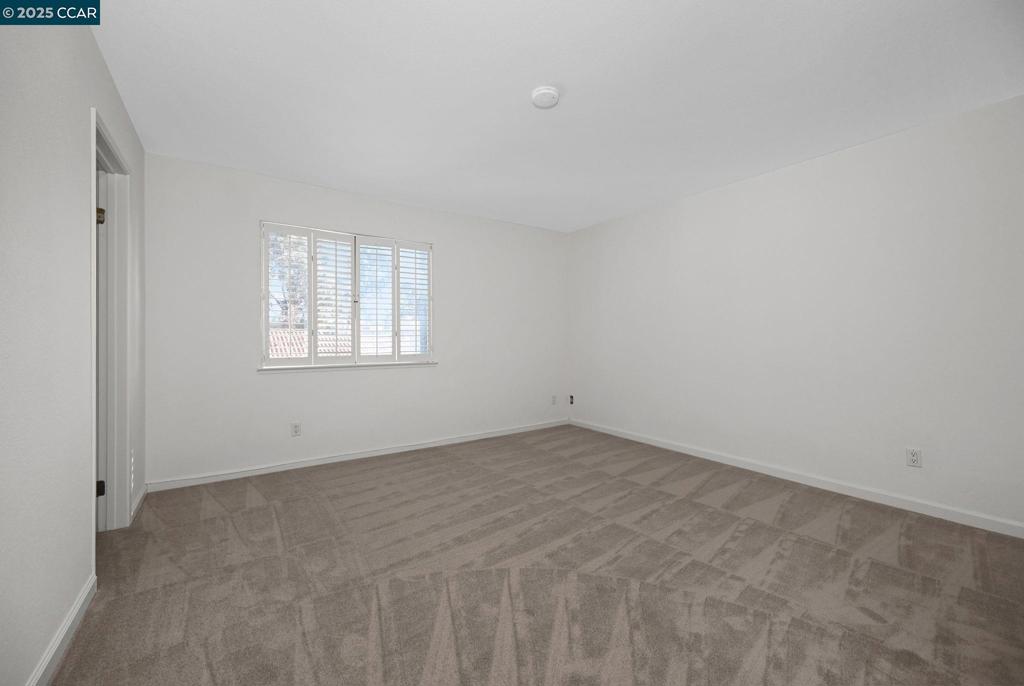 SIERRA GARDENS - Residential