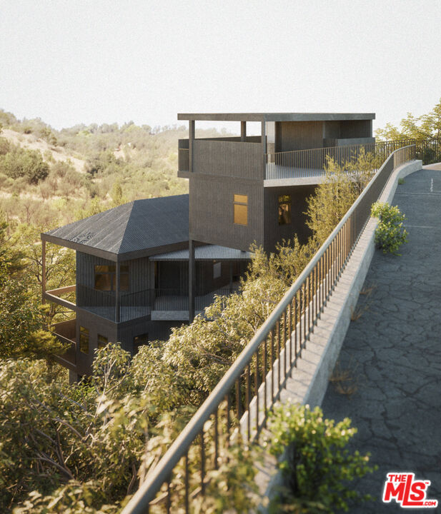 7207 Woodrow Wilson Drive