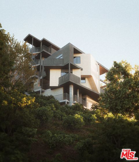 Photo of 7207 Woodrow Wilson Drive, Los Angeles, CA 90068 (MLS # 26670979)