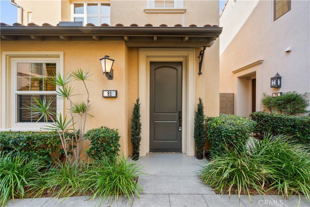 Photo of 81 Strawberry Grv Grv, Irvine, CA 92620 (MLS # OC26015322)