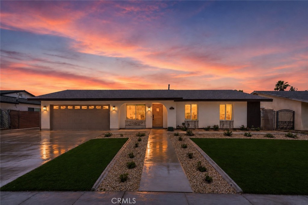 1421 De Anza
