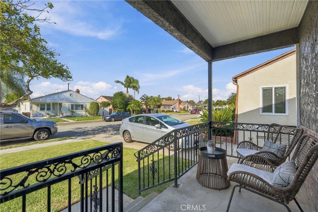 4904 W 123rd