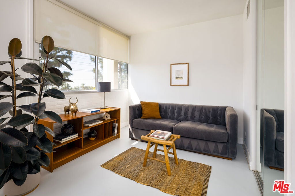 4411 Los Feliz Boulevard 307