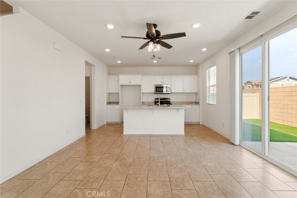 listing image 130721728280362526625