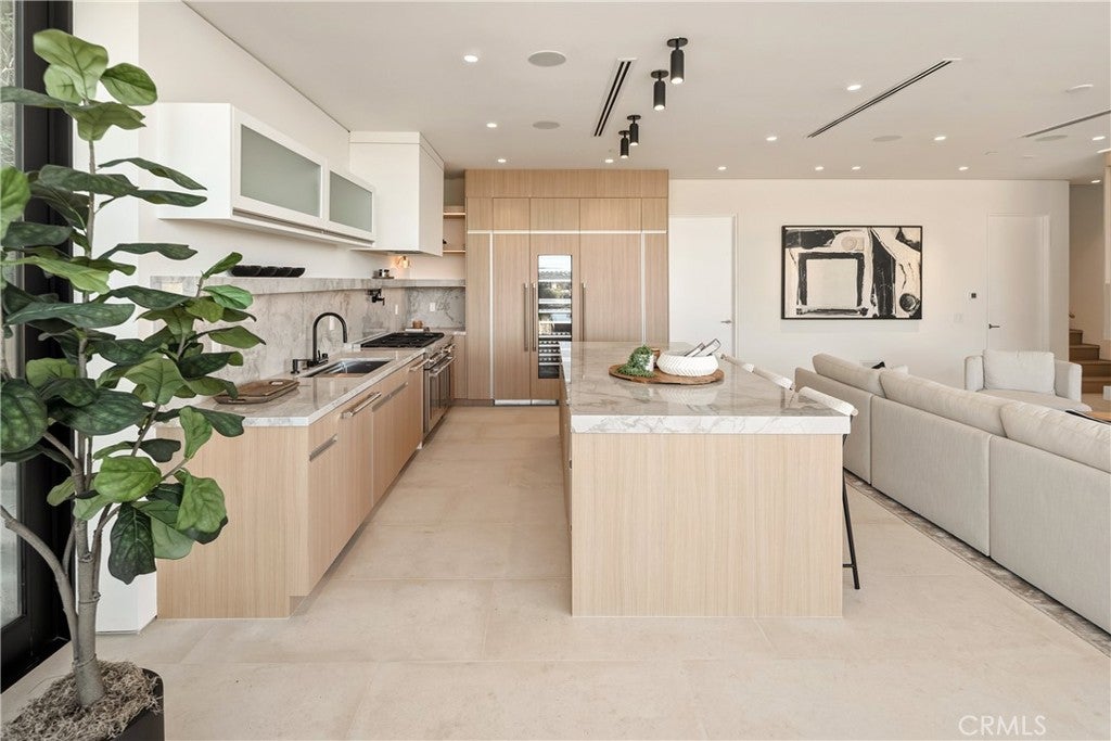 840 Gainsborough, Laguna Beach CA 92651 - Photo 12