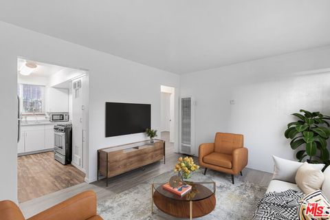 Photo of 717 Ocean Front Walk #C, Venice, CA 90291 (MLS # 26648679)