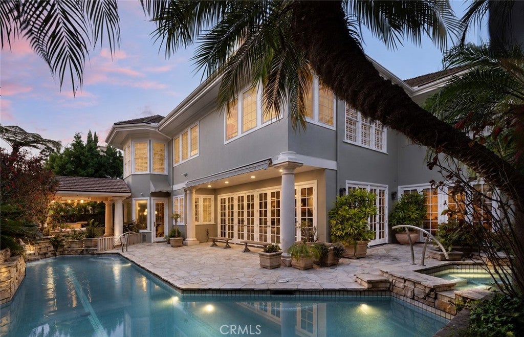 3 Weybridge Court