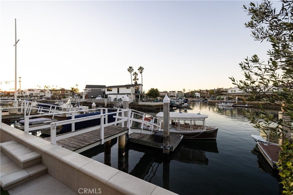 Photo of 613 36th Street, Newport Beach, CA 92663 (MLS # LG26012872)