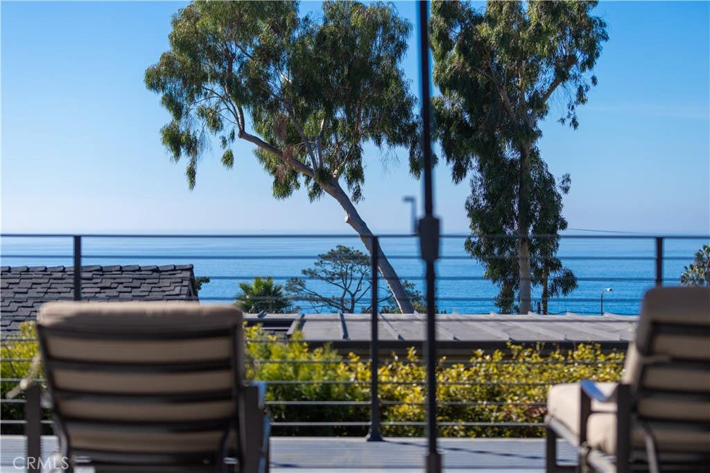 Photo of 31511 West Street, Laguna Beach, CA 92651 (MLS # LG26133032)