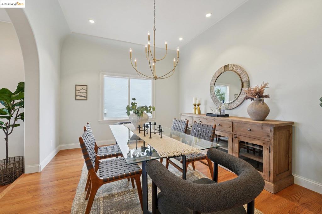 UPPER ROCKRIDGE - Residential